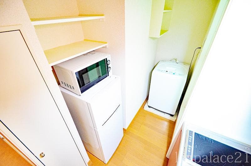 Room image 10