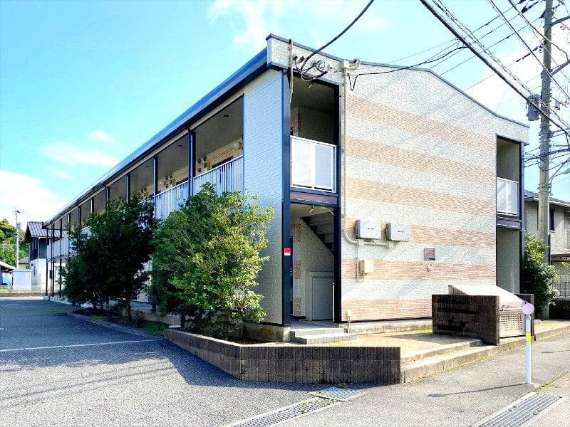 Main exterior of leopalace Luminari