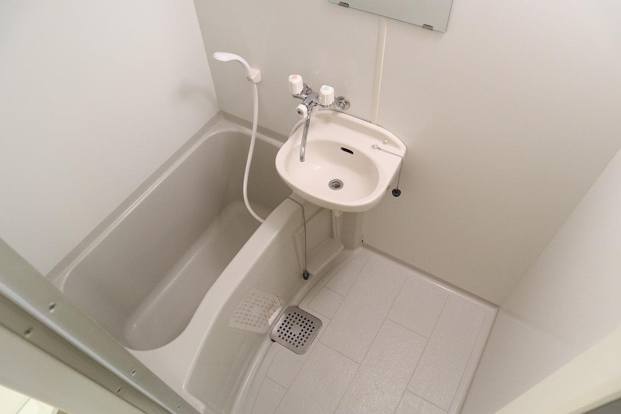 Room image 10
