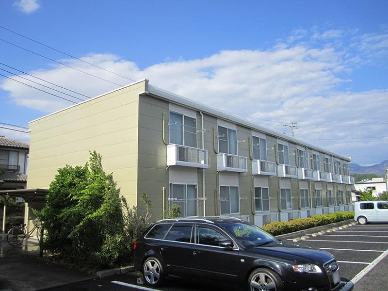 Main exterior of leopalace Green Court A