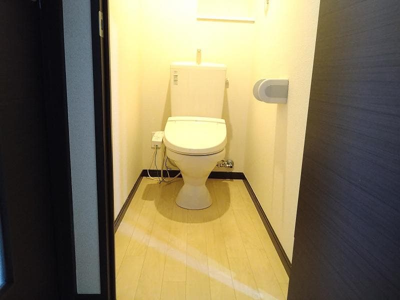 Room image 9