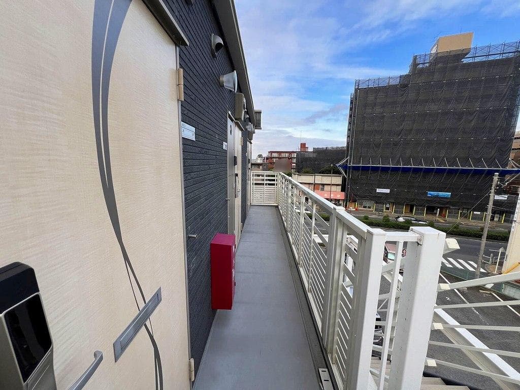 Room image 9
