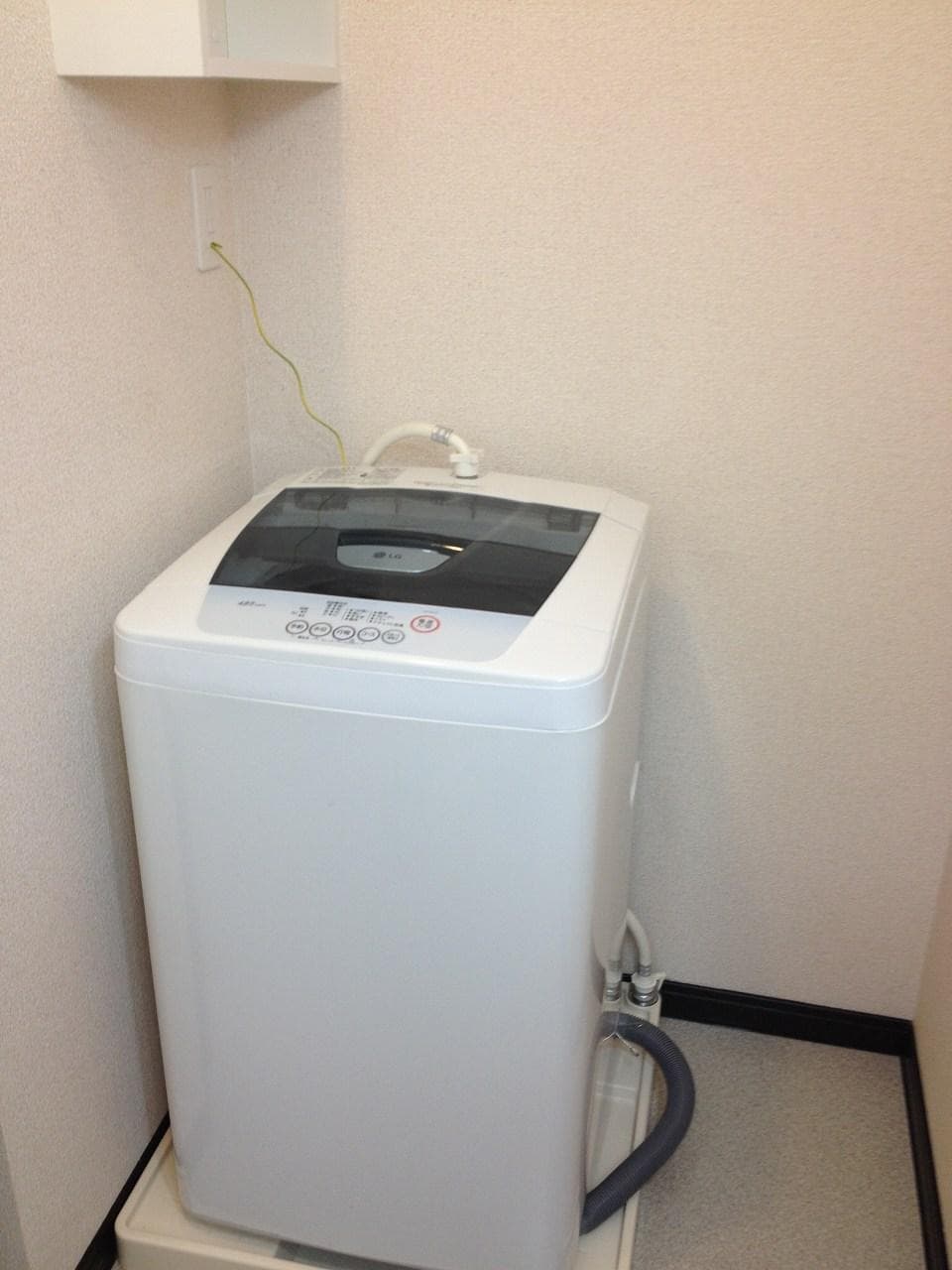 Room image 12