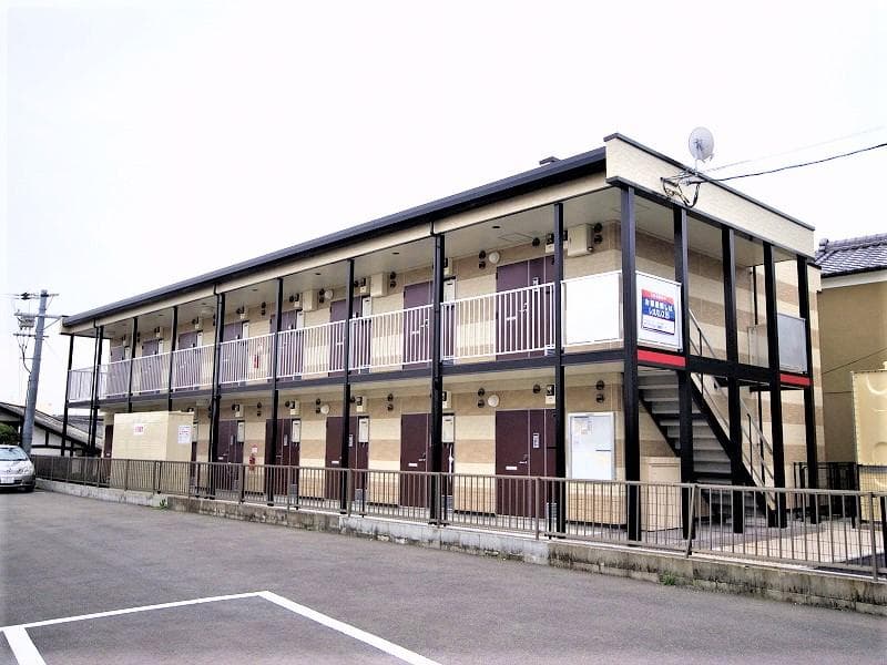 Main exterior of leopalace Cool de Lotus