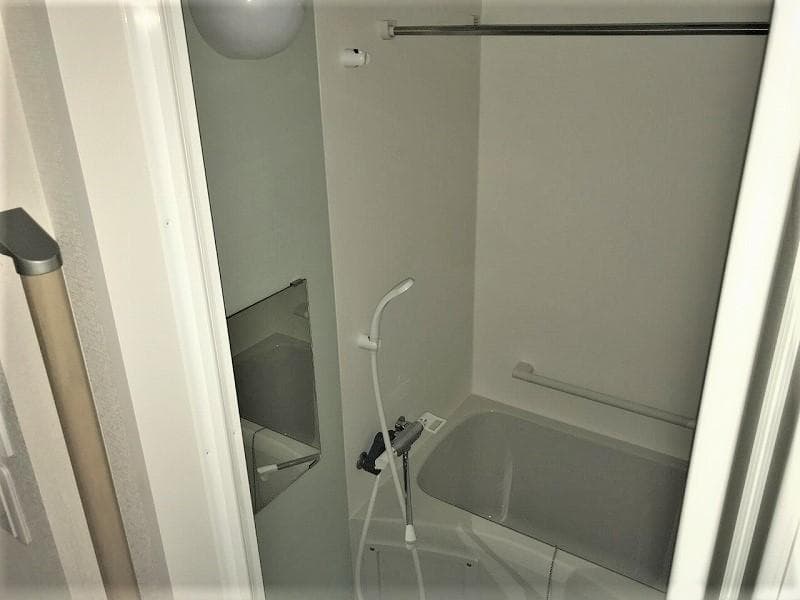 Room image 10