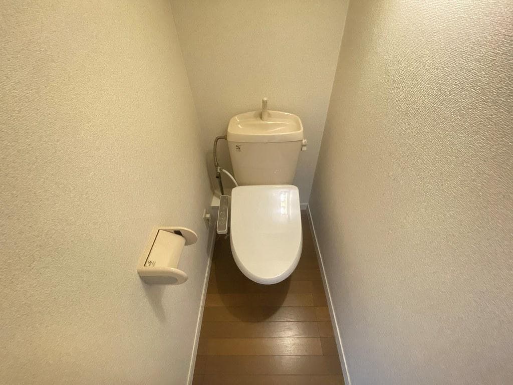 Room image 13