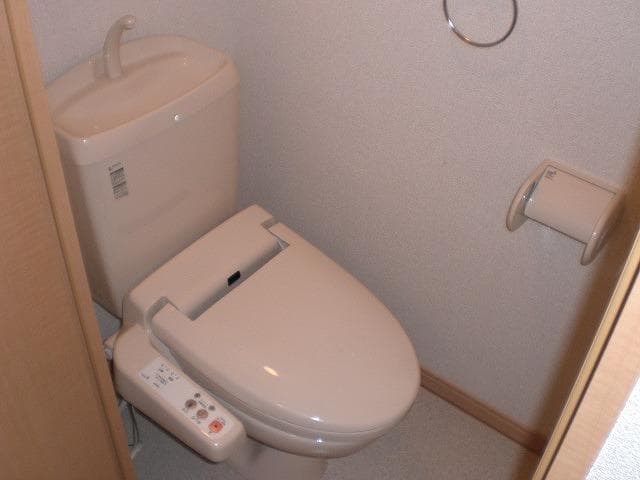 Room image 15
