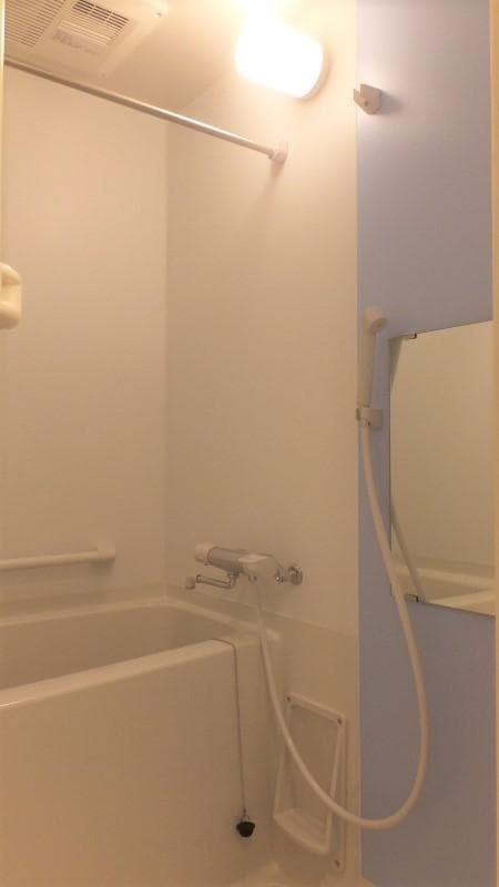 Room image 13