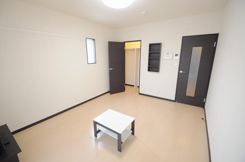 Room image 14
