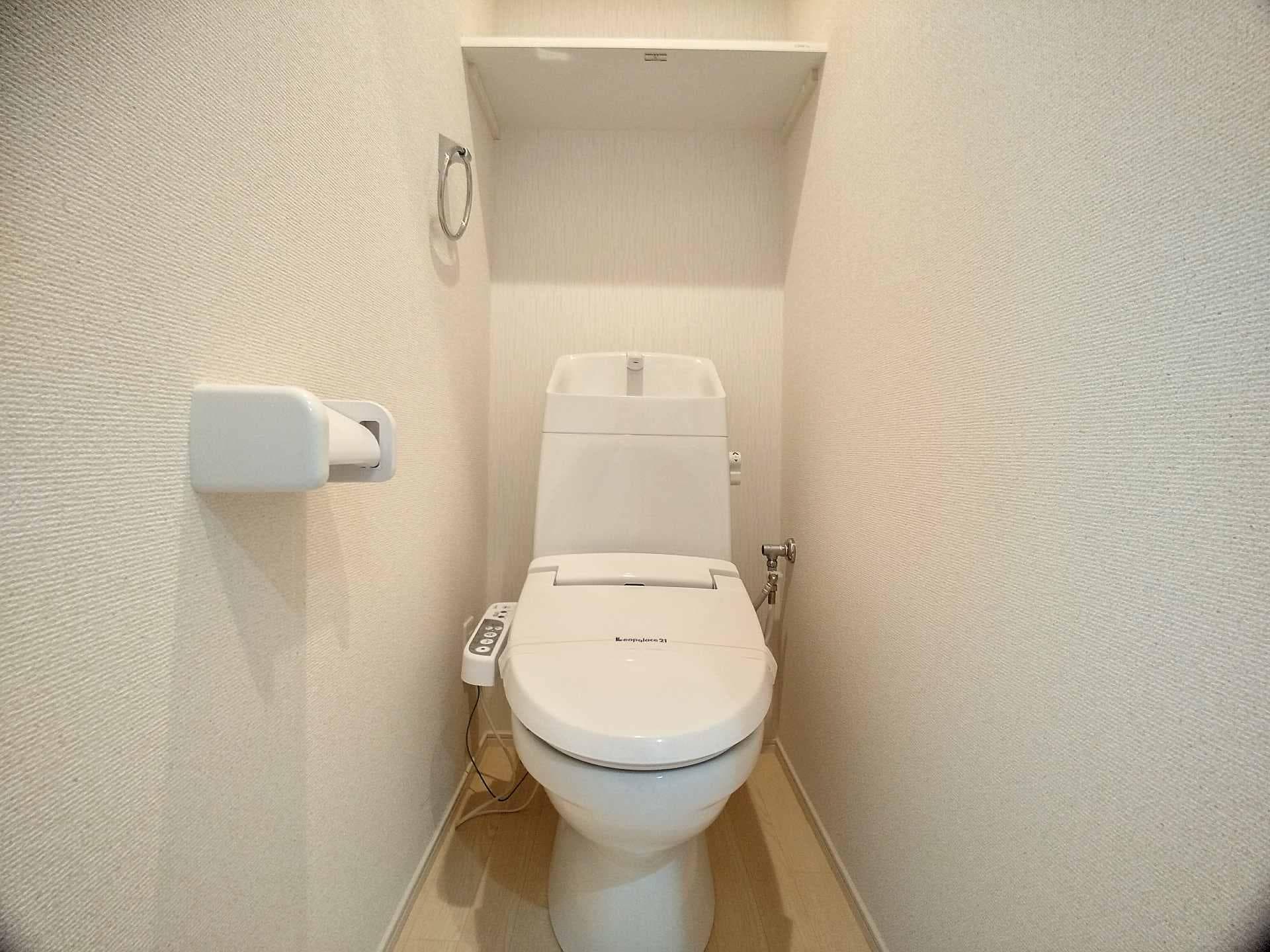 Room image 11