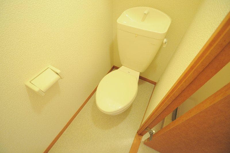 Room image 15