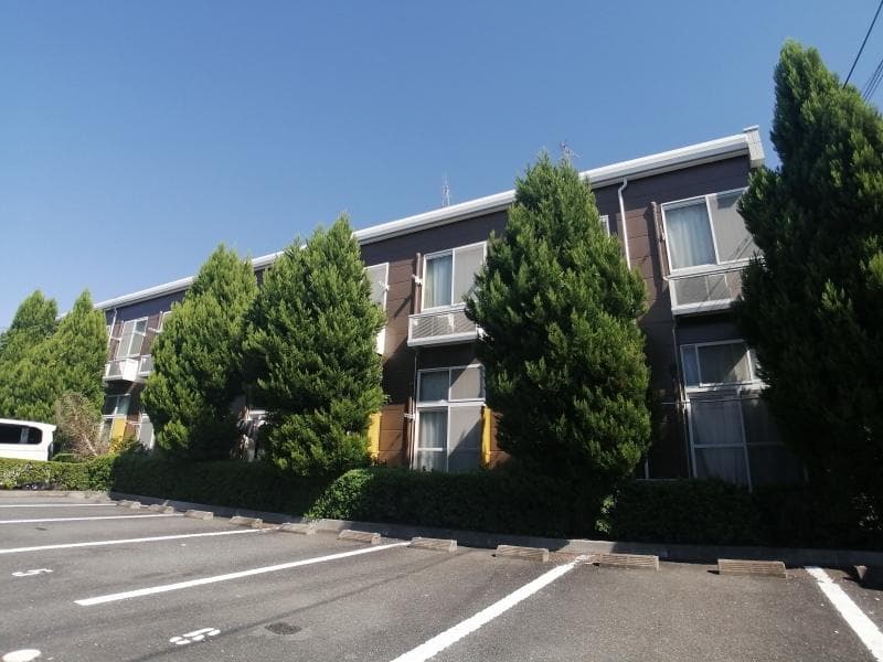 Main exterior of leopalace Frontier