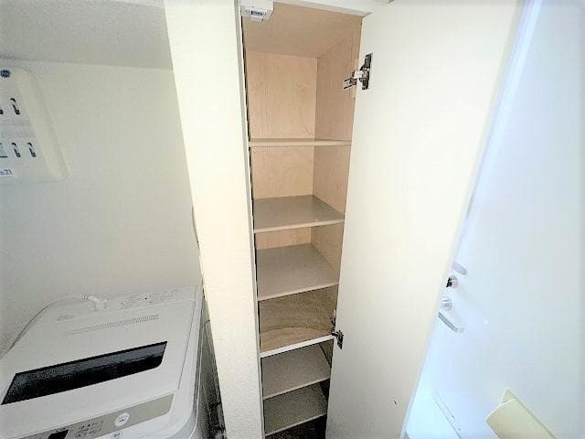 Room image 16