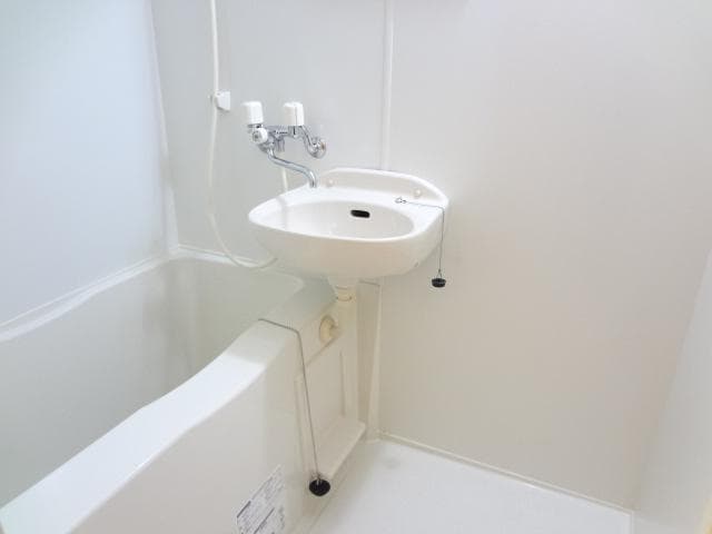 Room image 15