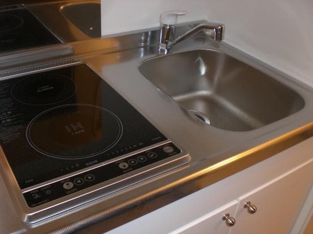 Room image 16