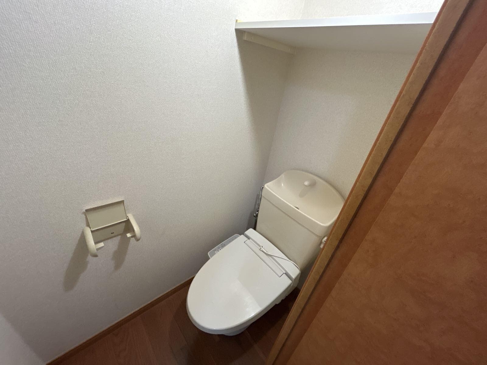 Room image 9