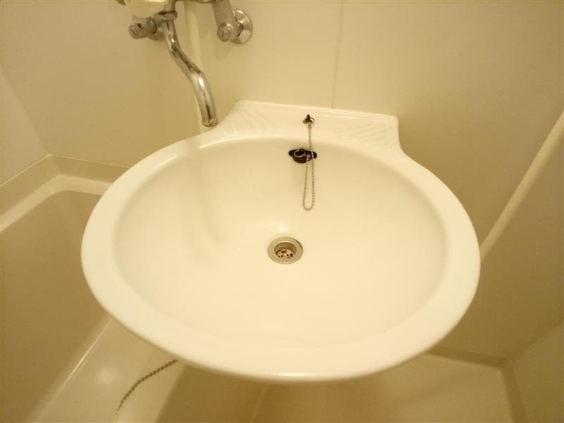 Room image 10