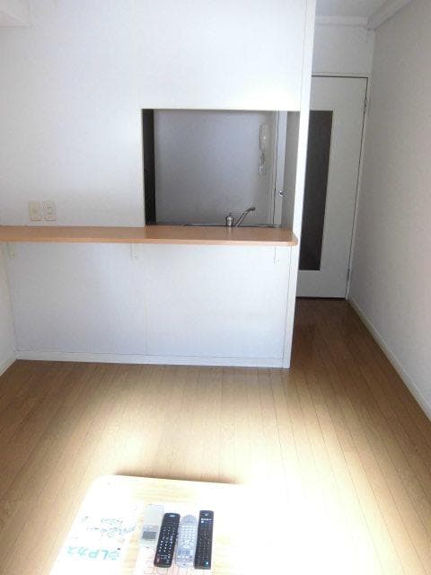 Room image 16