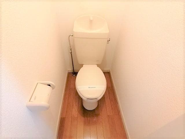Room image 9