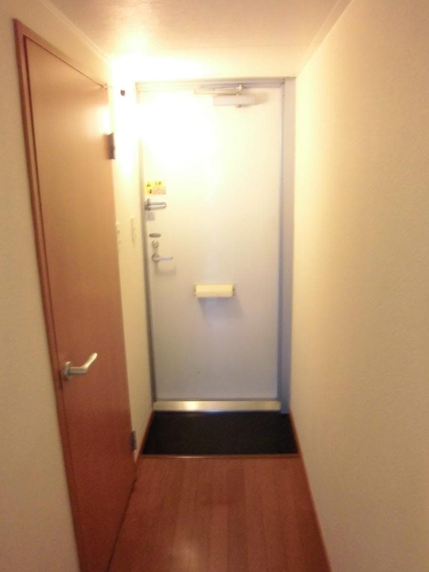 Room image 15