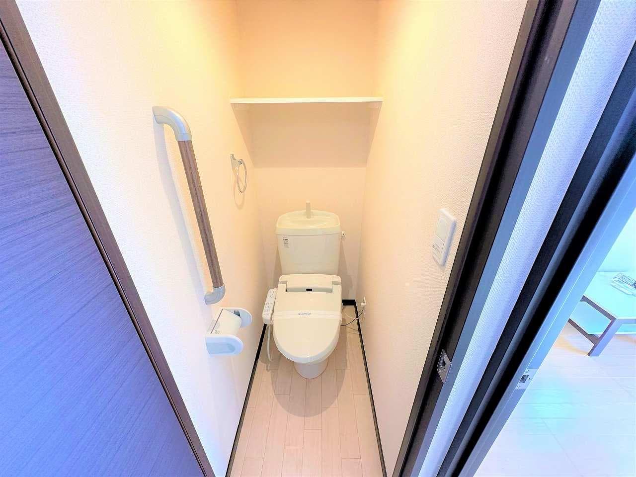 Room image 15