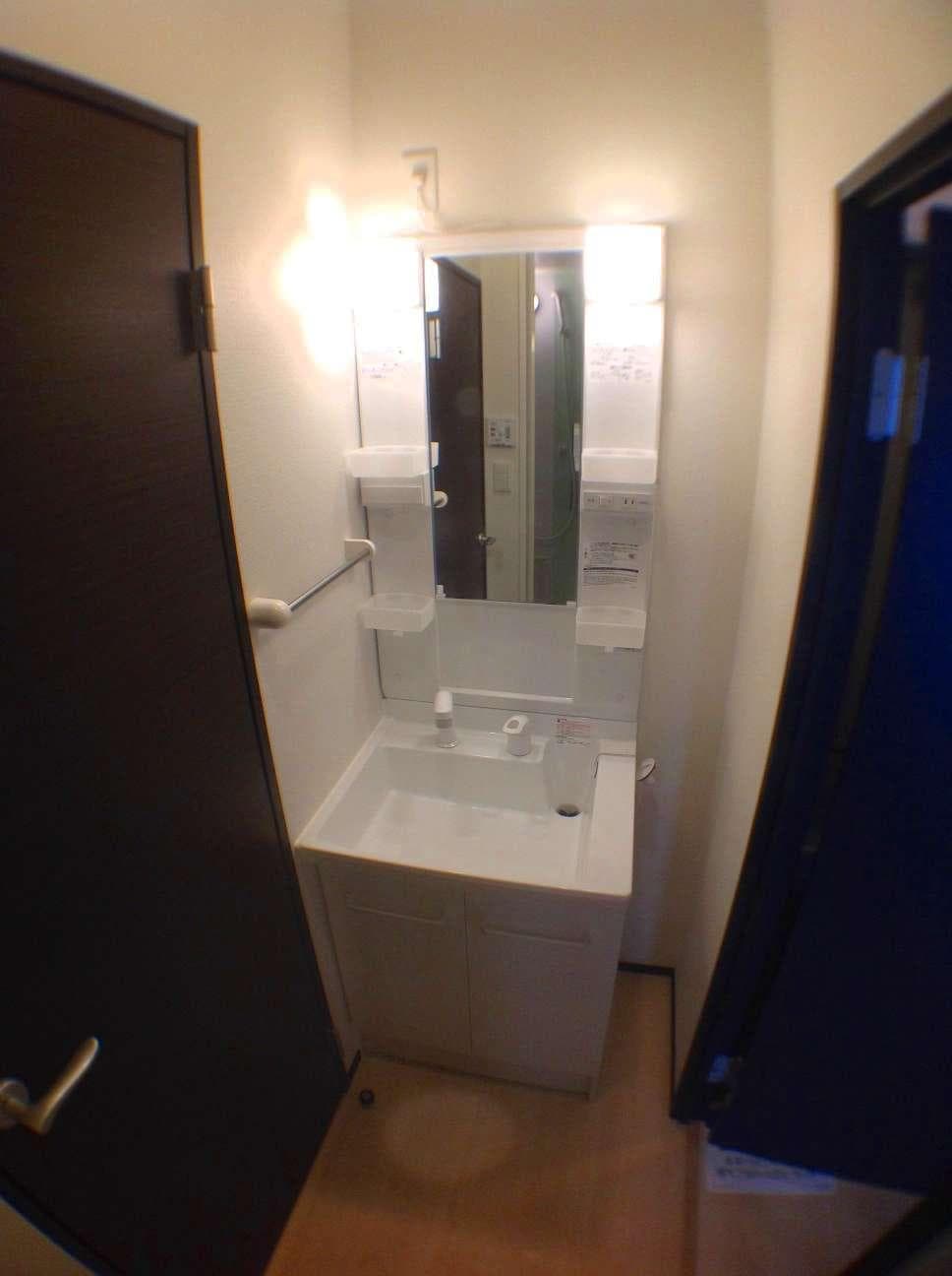Room image 12
