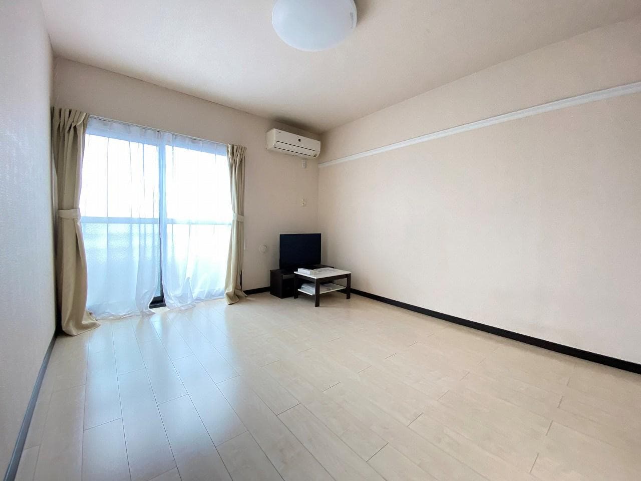 Preview interior of LEONEXT Wako Minami MS