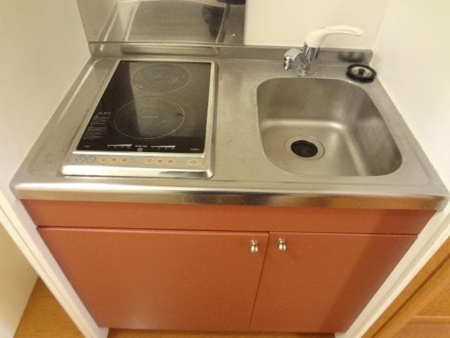 Room image 13