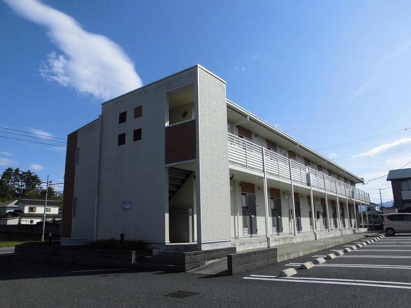 Main exterior of LEONEXT Honjin A