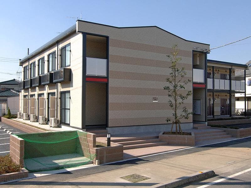 Main exterior of leopalace Sai