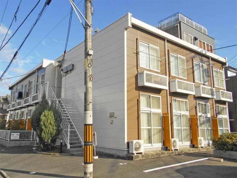 Main exterior of leopalace Momiji