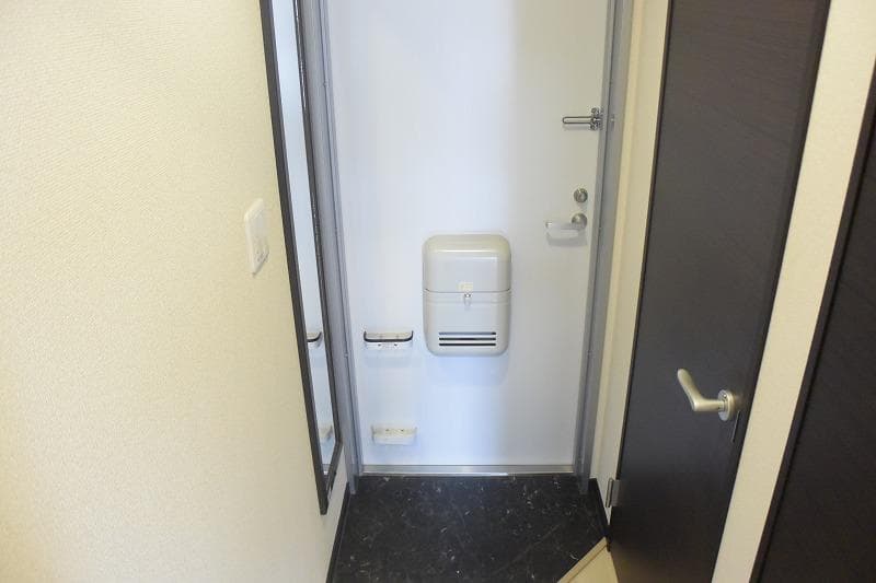 Room image 13