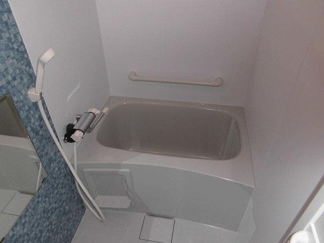 Room image 11