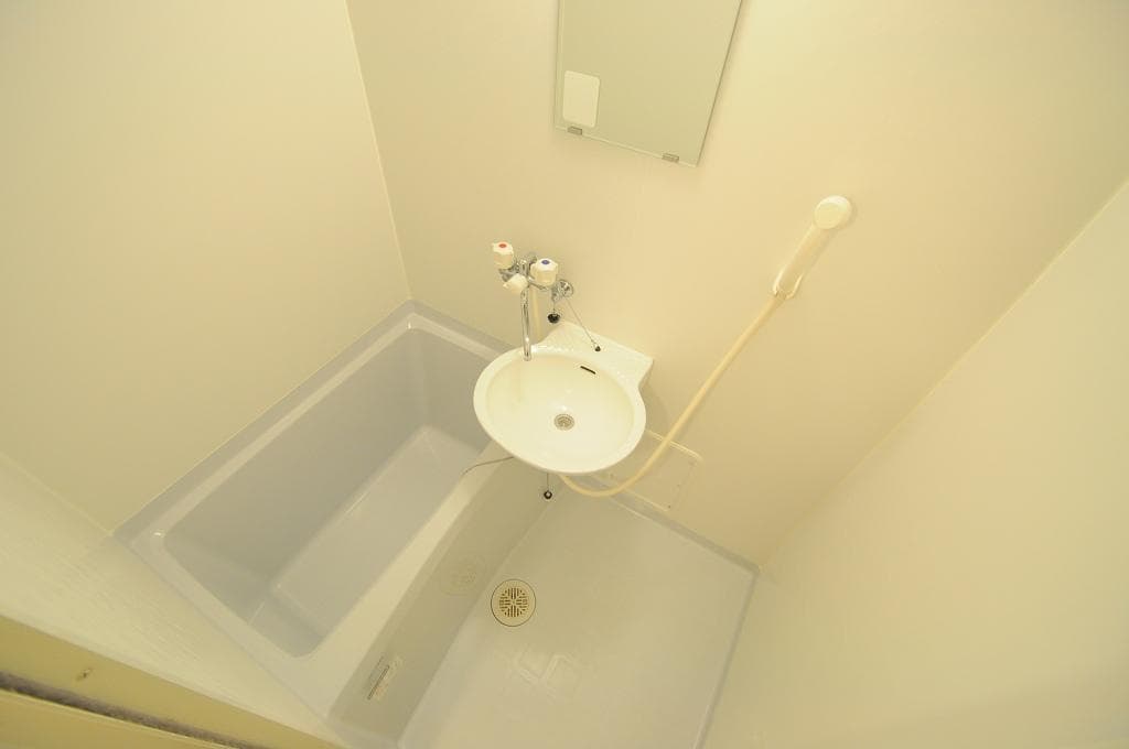 Room image 14