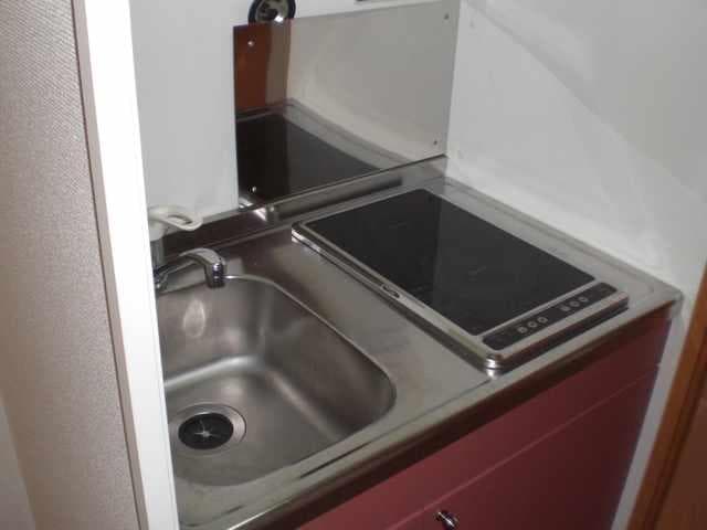 Room image 12