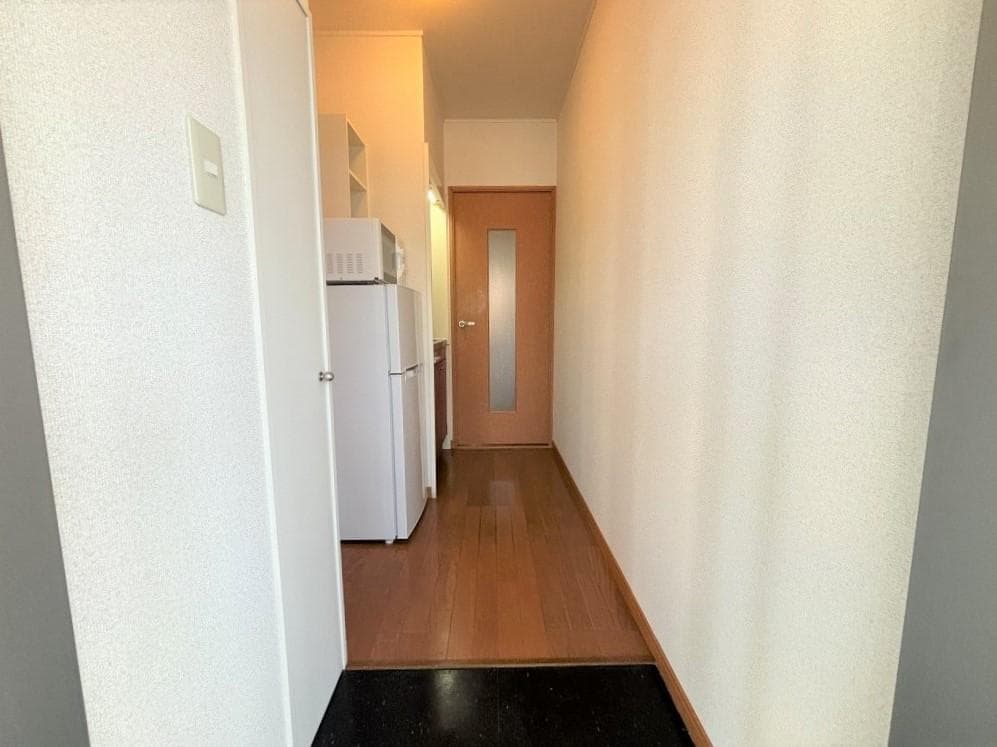 Room image 13