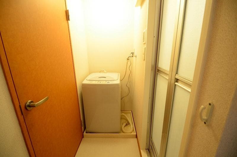 Room image 9