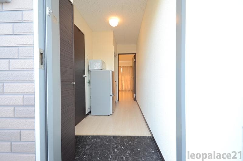 Preview interior of LEONEXT Komoura