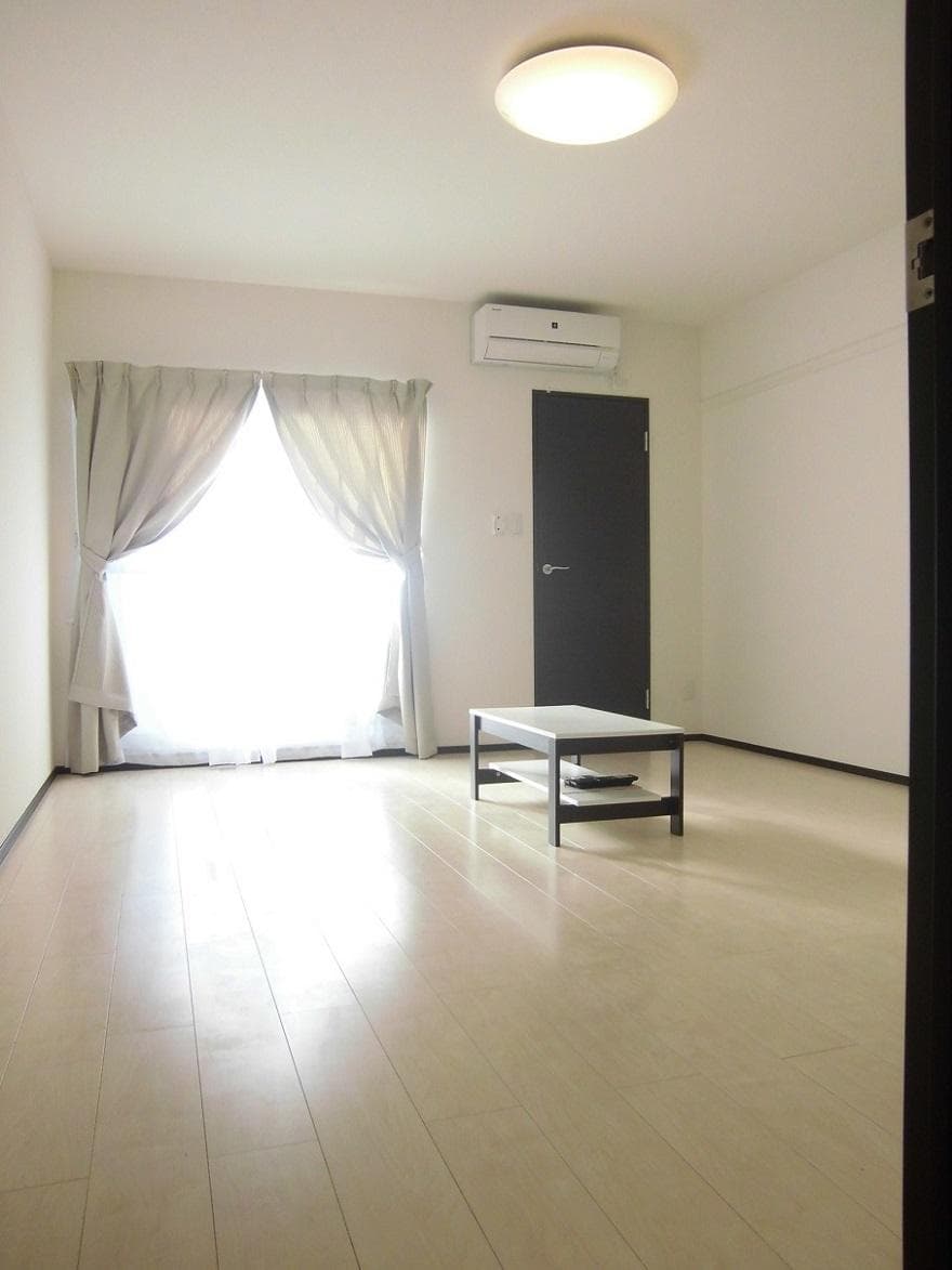 Preview interior of CLEINO Dragee