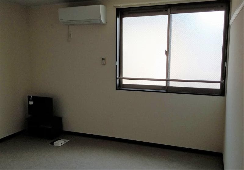 Preview interior of LEONEXT Plaisure