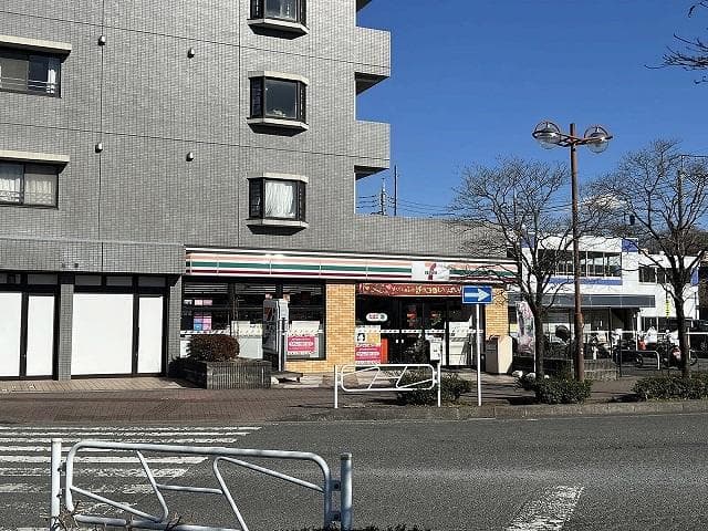 Room image 14