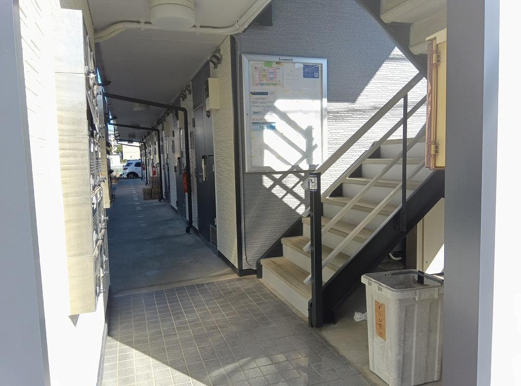 Room image 11