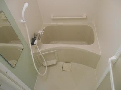 Room image 8