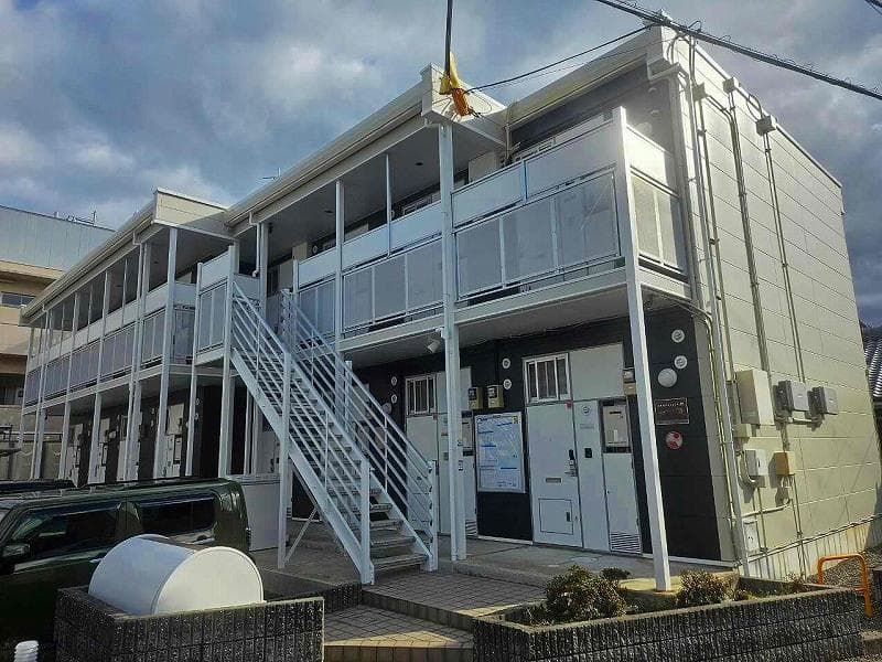 Main exterior of leopalace Primula