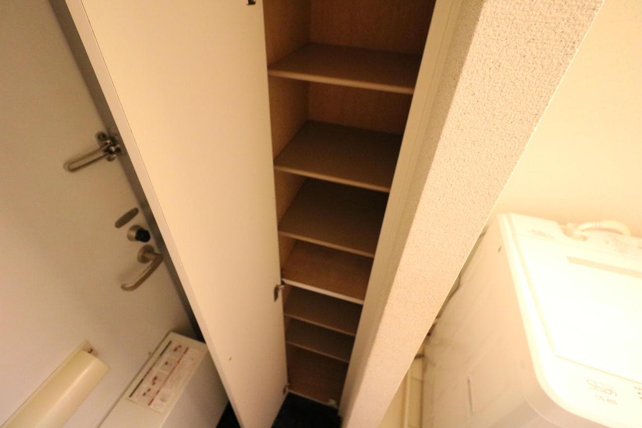 Room image 12