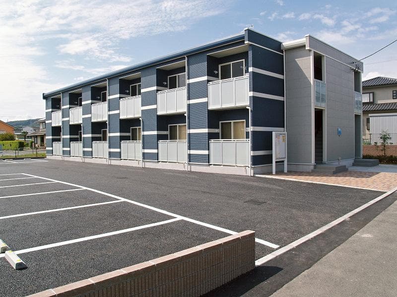 Main exterior of LEONEXT Armeria