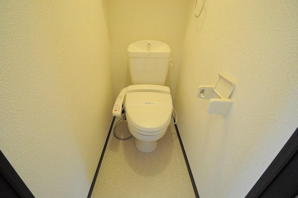 Room image 9