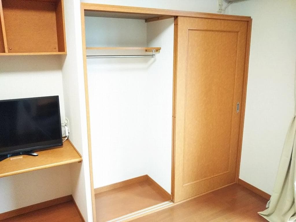 Room image 13