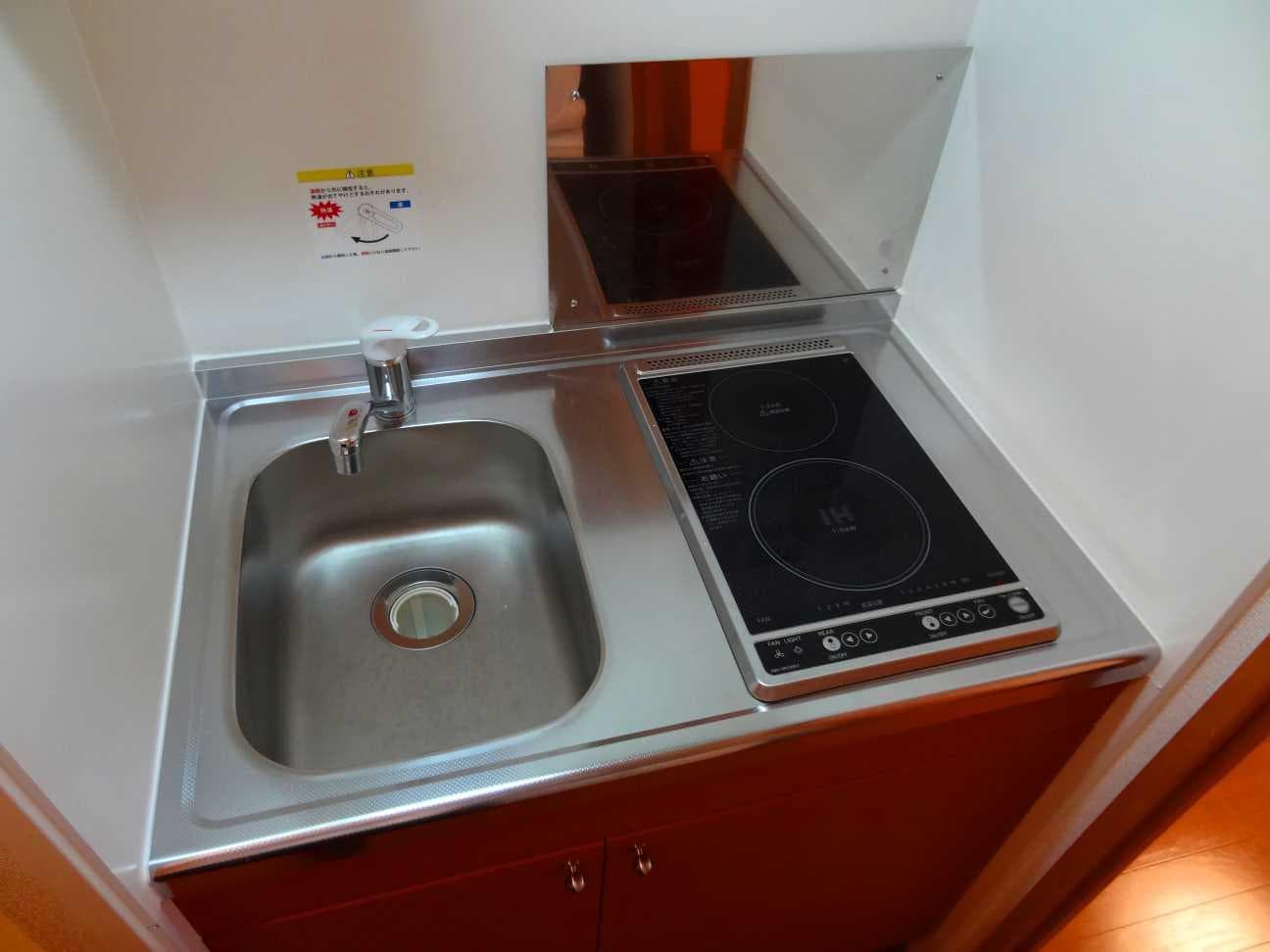 Room image 12