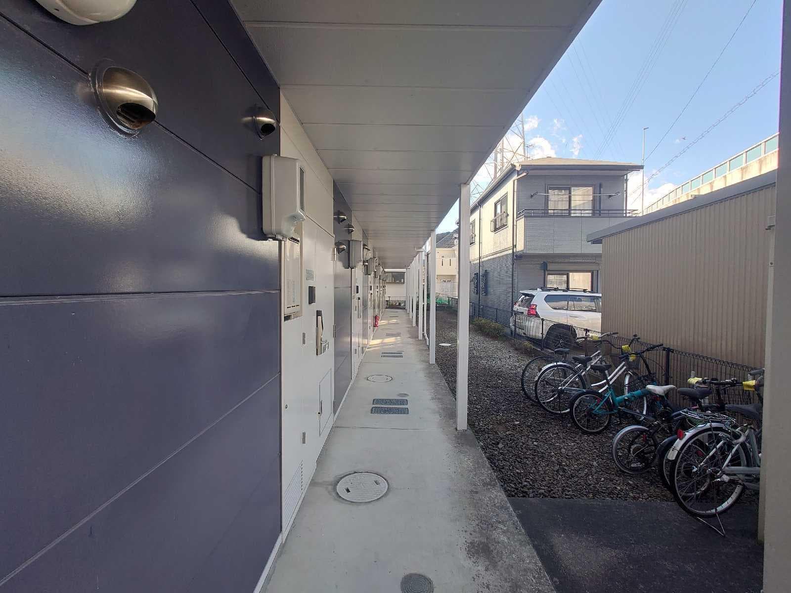 Room image 9